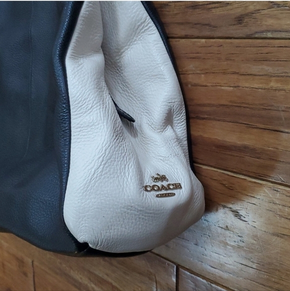 Coach Phoebe exotic trim hobo bag - Picture 2 of 16